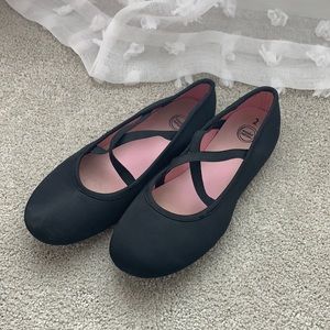 6/$20 Ballet flats